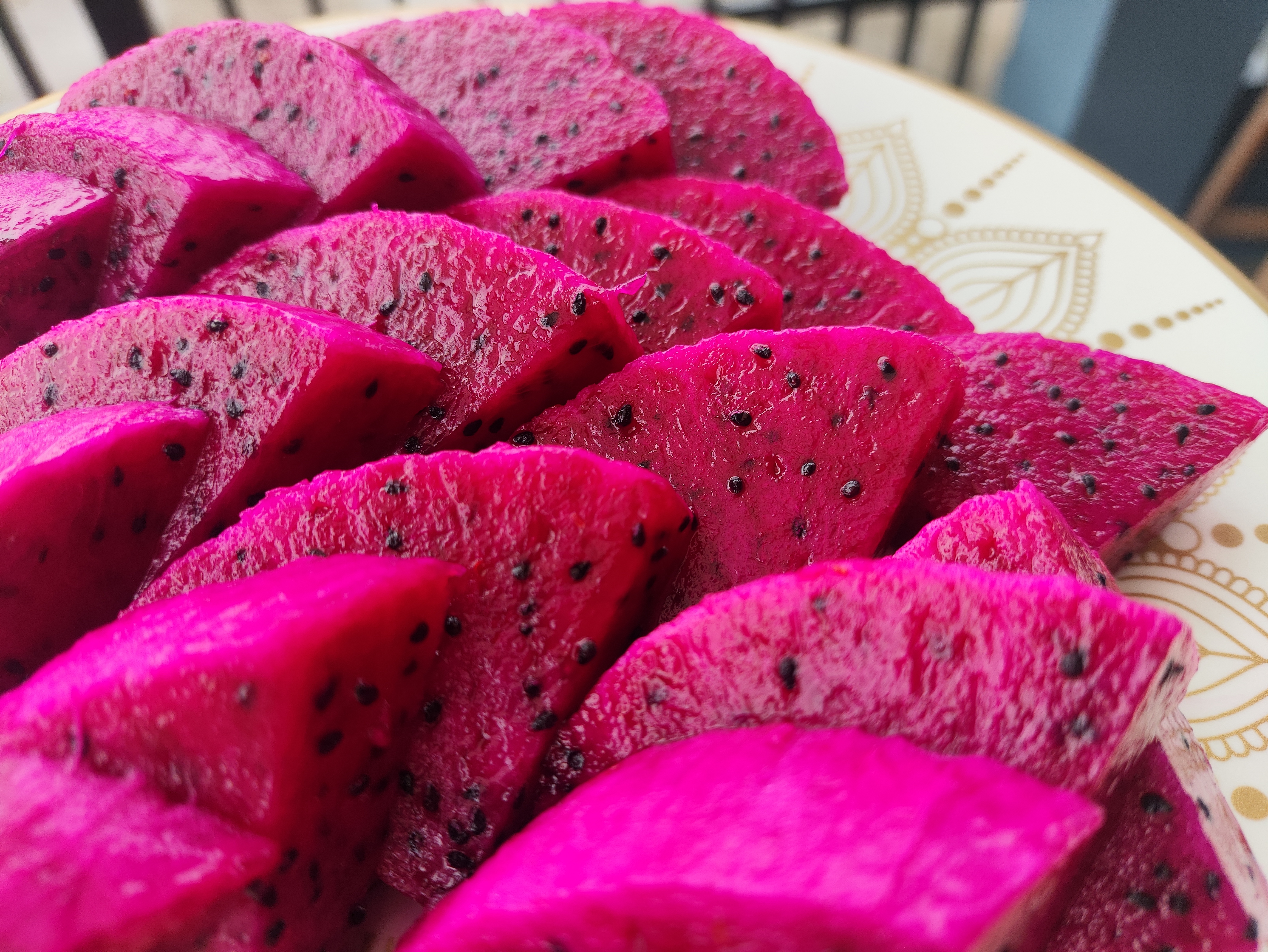 Daging buah naga Purple Haze